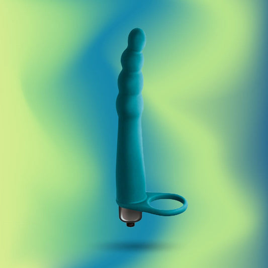 Ayay. Strap On